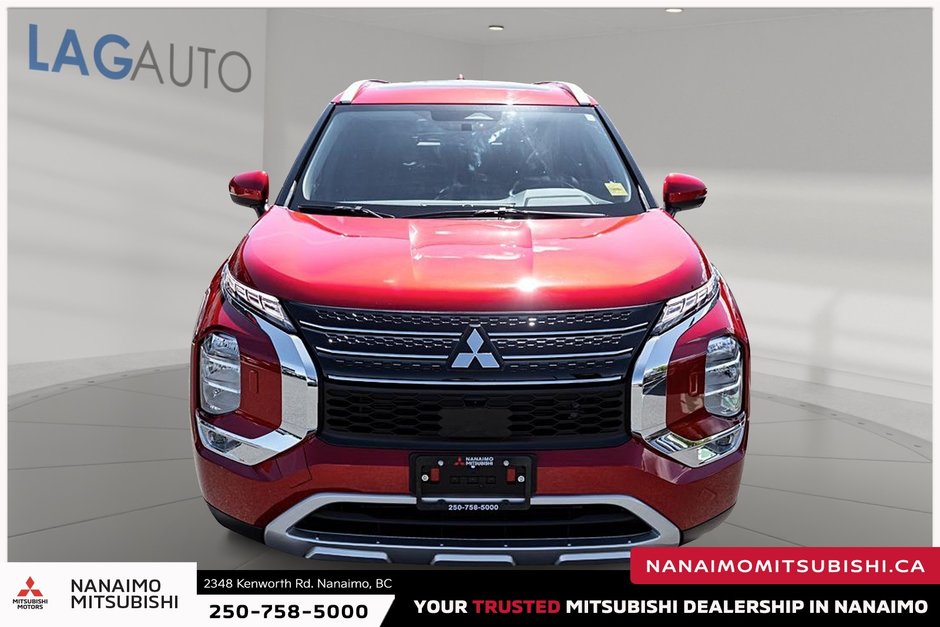 2023 Mitsubishi Outlander LE-9