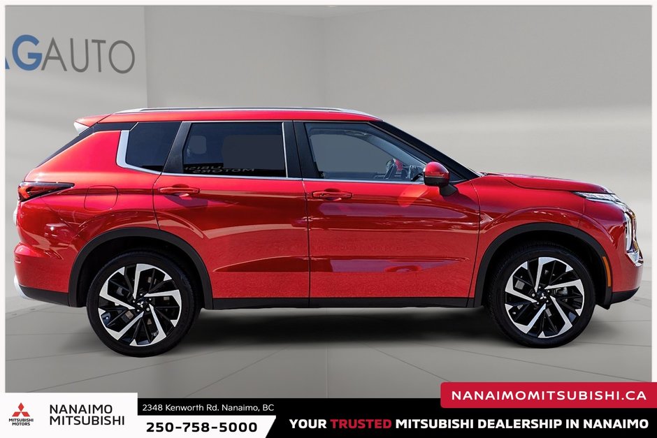 2023 Mitsubishi Outlander LE-7