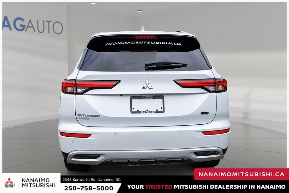 2023 Mitsubishi Outlander LE-5
