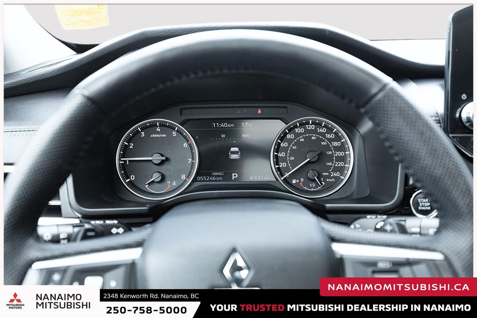 2023 Mitsubishi Outlander LE-17