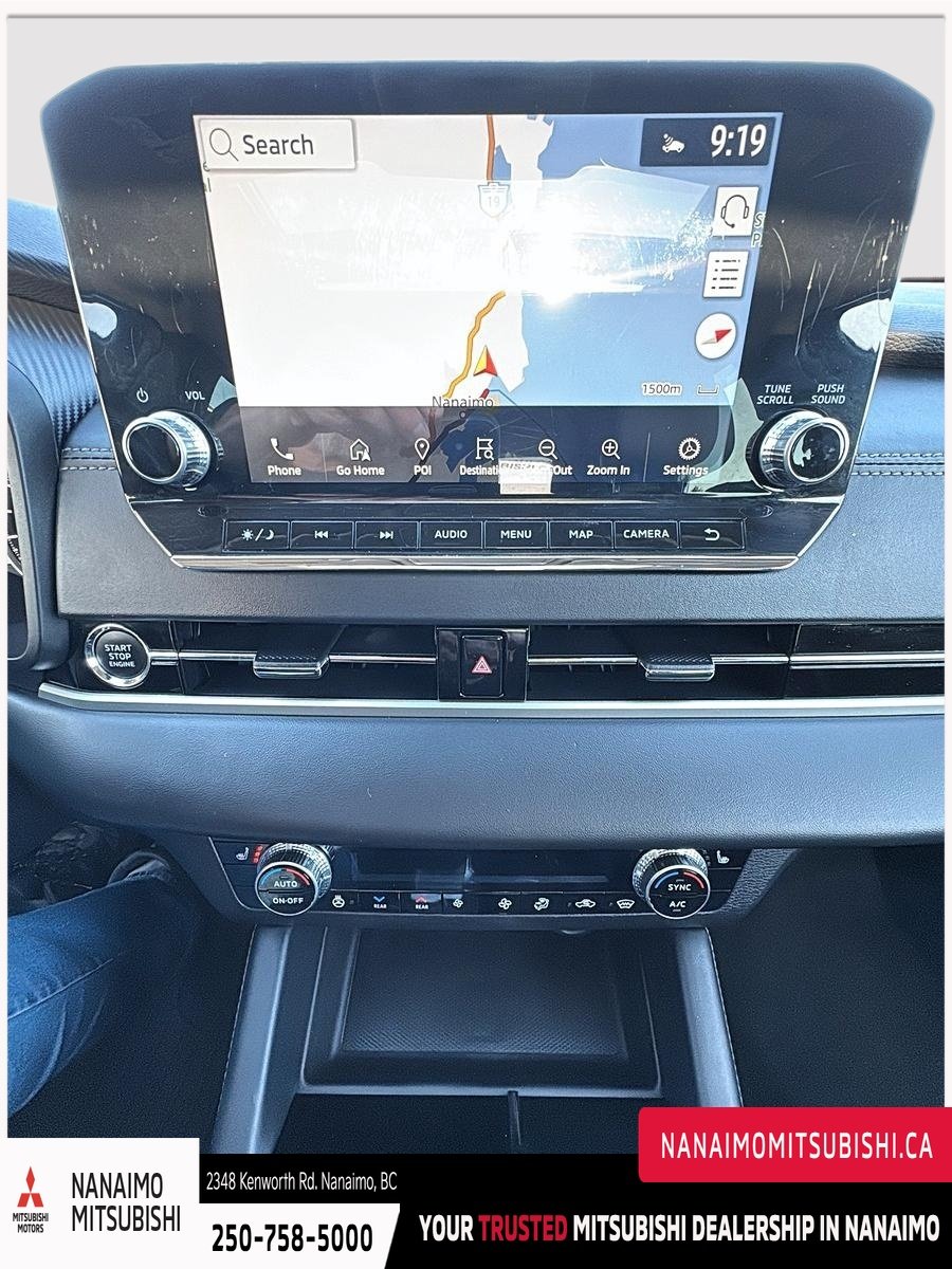 2023 Mitsubishi Outlander LE-17