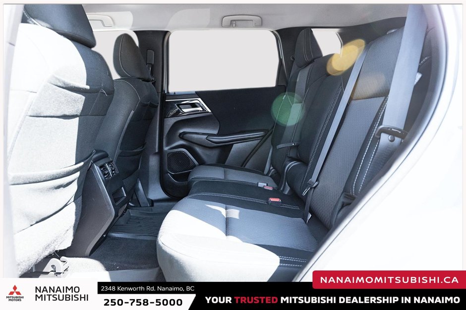 2024 Mitsubishi Outlander ES-10