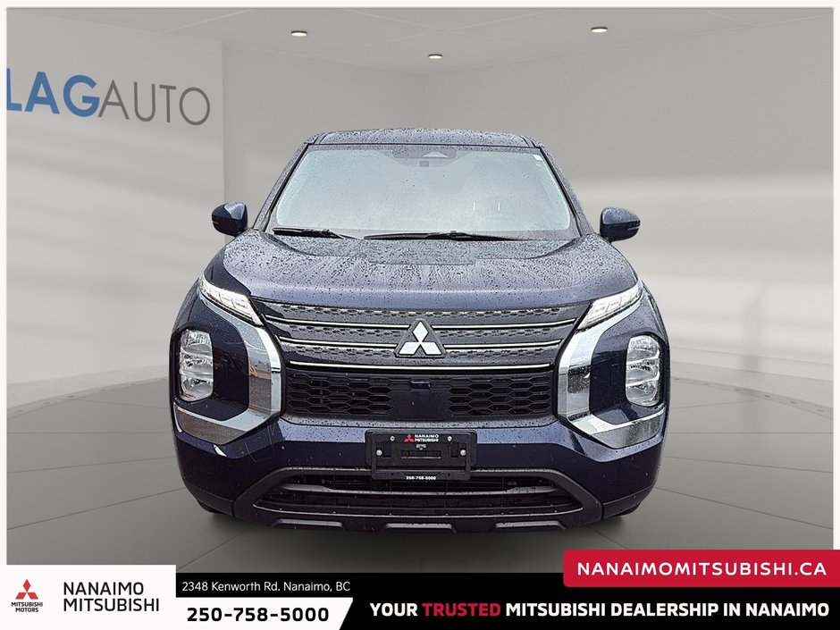 2024 Mitsubishi Outlander ES-2