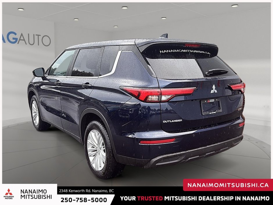2024 Mitsubishi Outlander ES-4