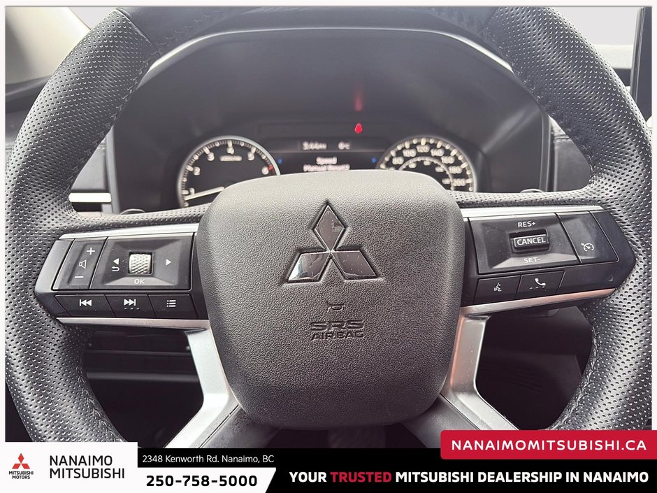 2024 Mitsubishi Outlander SE-13