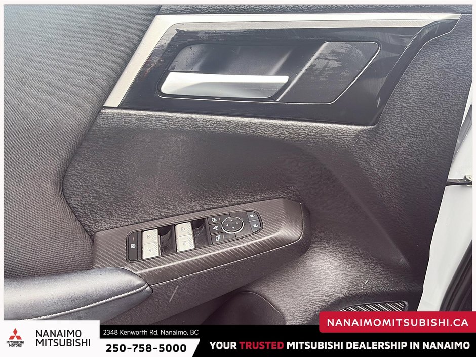 2024 Mitsubishi Outlander SE-11