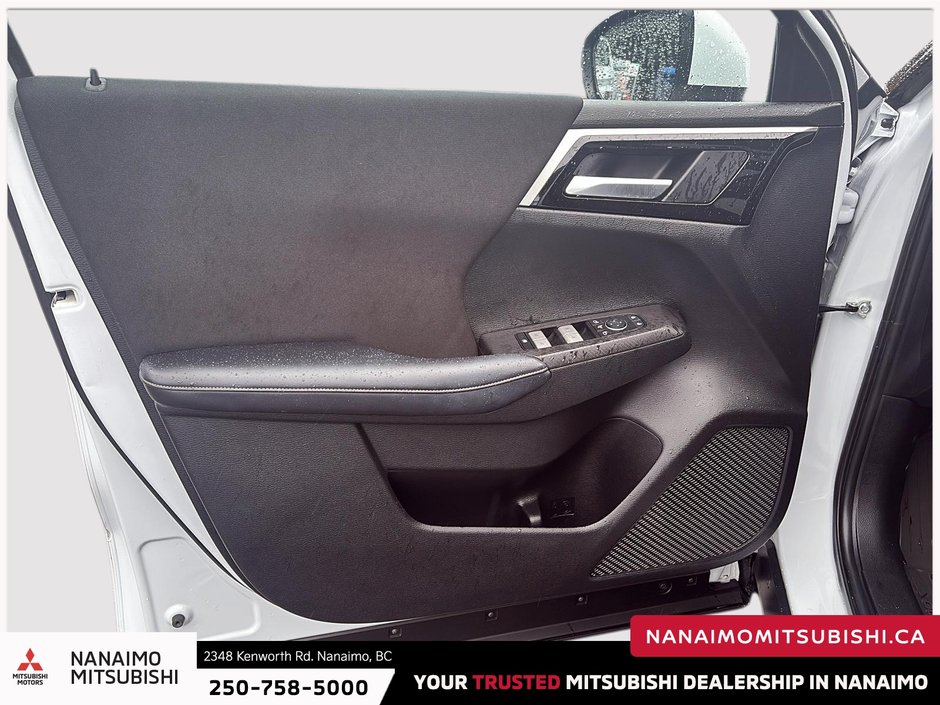 2024 Mitsubishi Outlander SE-10