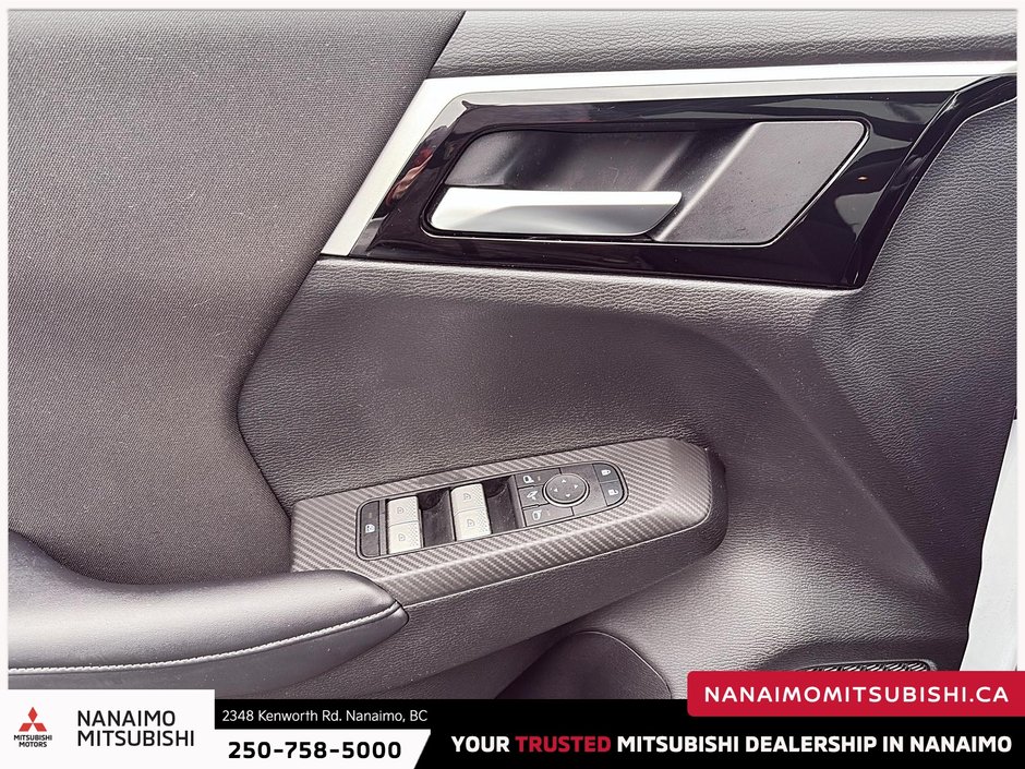 2024 Mitsubishi Outlander SE-11