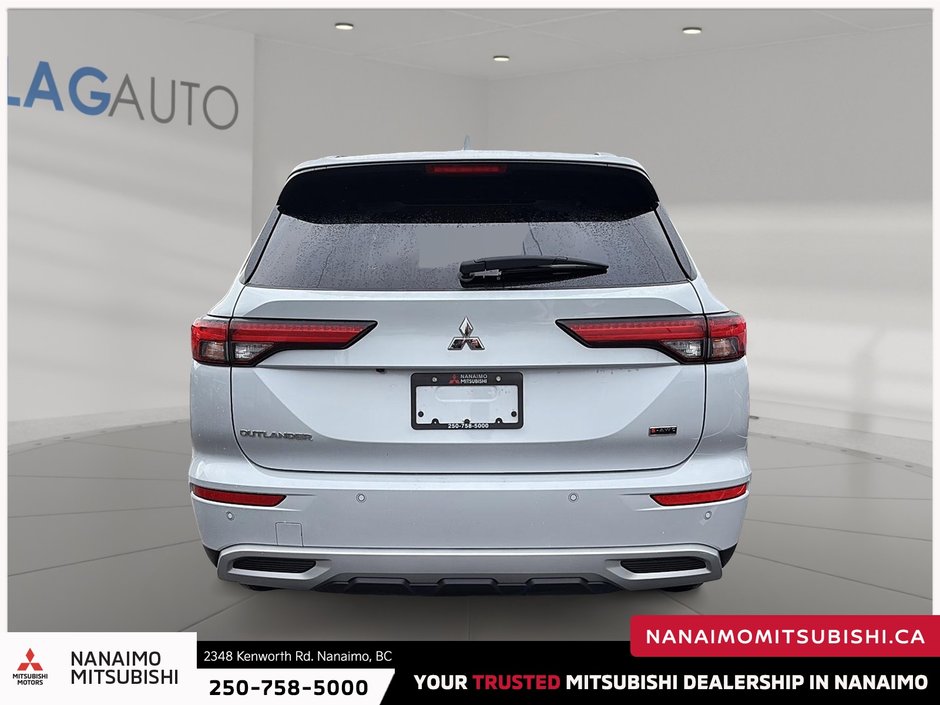 2024 Mitsubishi Outlander SE-2