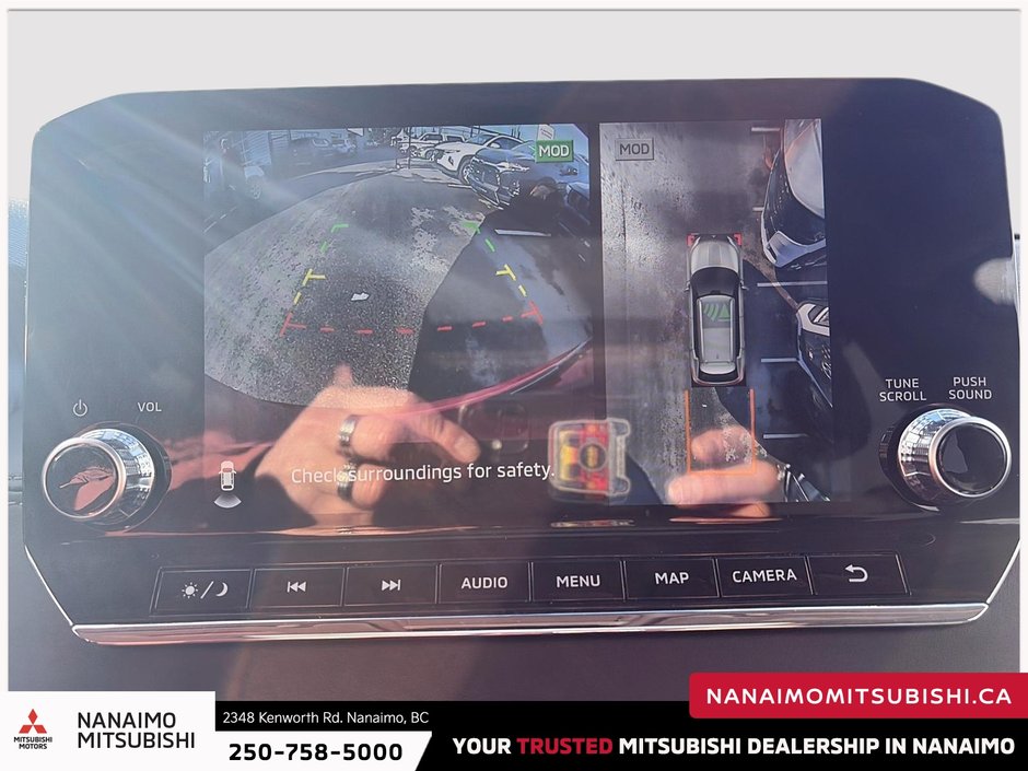 2024 Mitsubishi Outlander LE-19