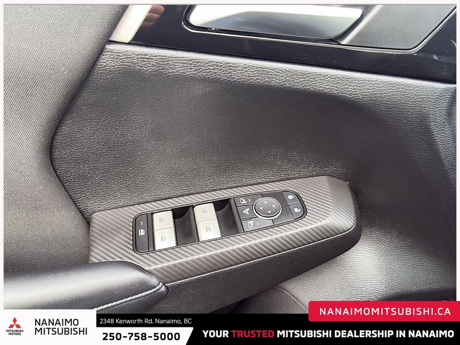 2024 Mitsubishi Outlander SE-11