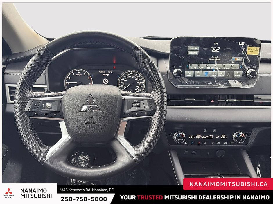 2024 Mitsubishi Outlander LE-12