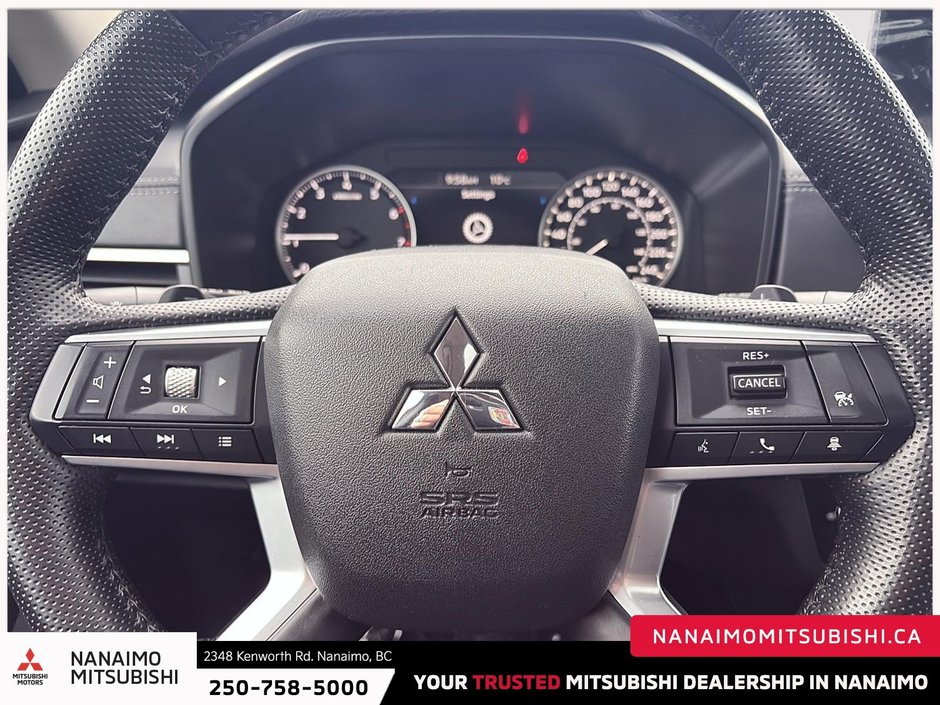 2024 Mitsubishi Outlander LE-13