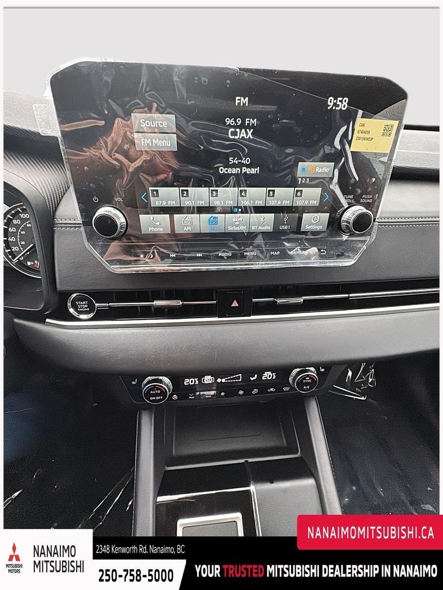 2024 Mitsubishi Outlander LE-16