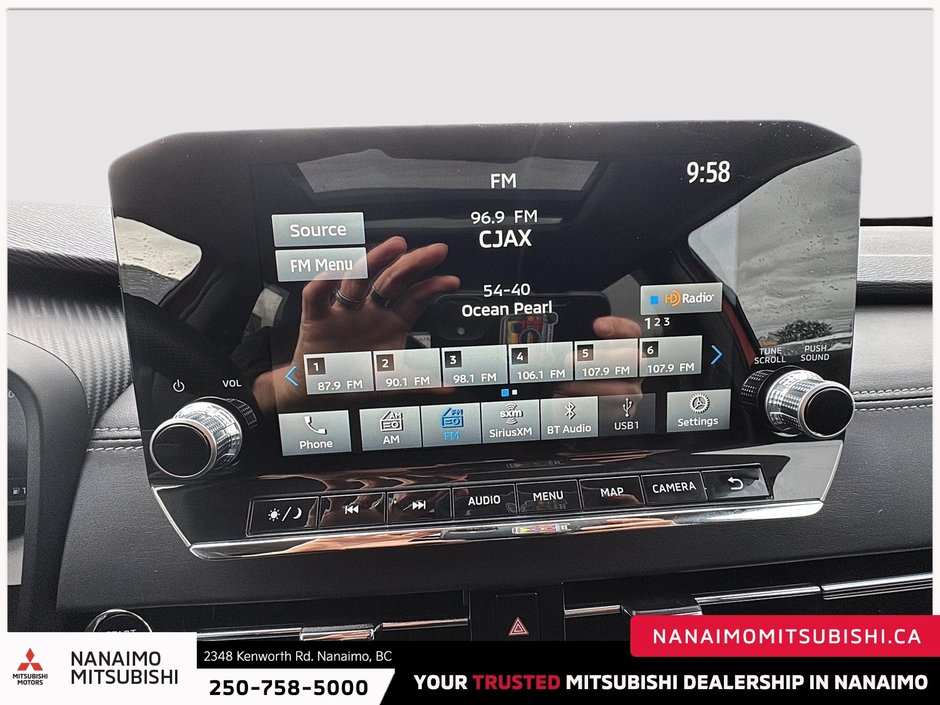 2024 Mitsubishi Outlander LE-18