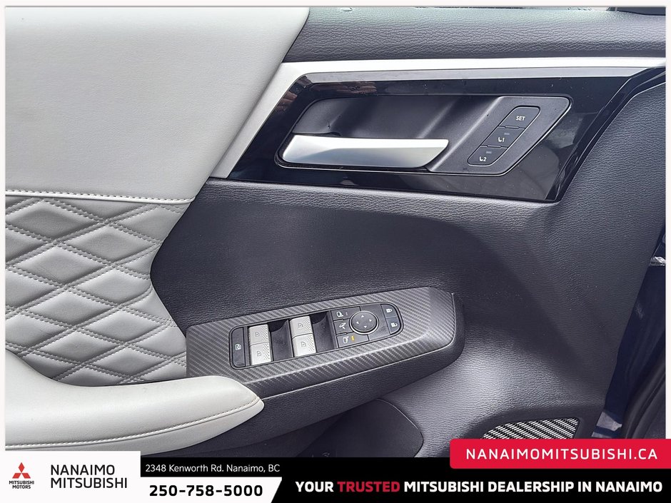 2024 Mitsubishi Outlander SEL-12