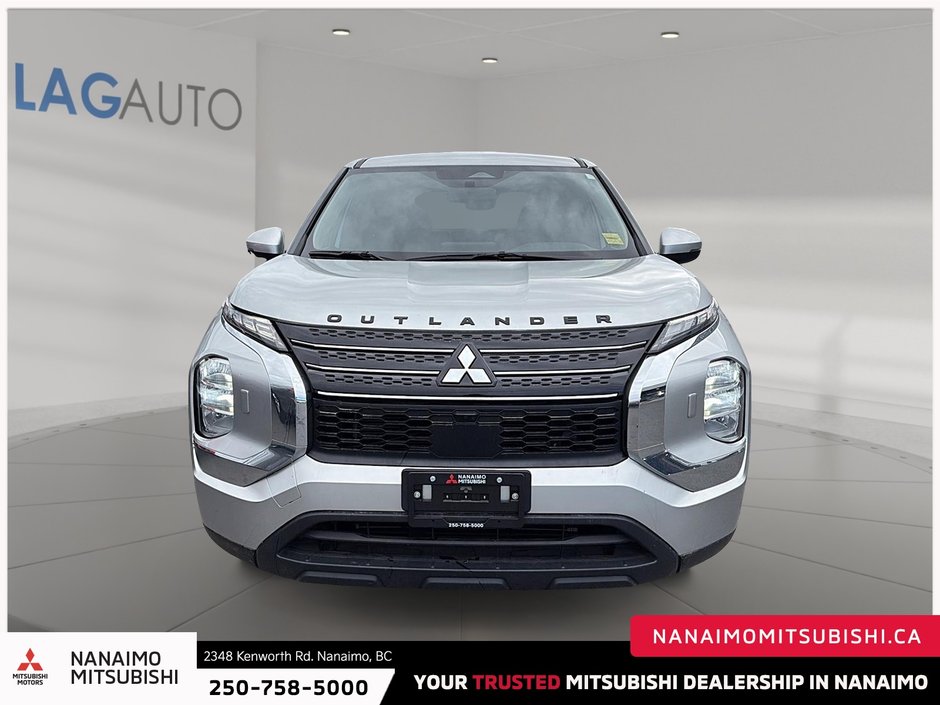 2024 Mitsubishi Outlander ES-2