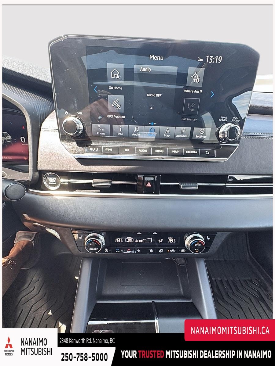2024 Mitsubishi Outlander SEL-17