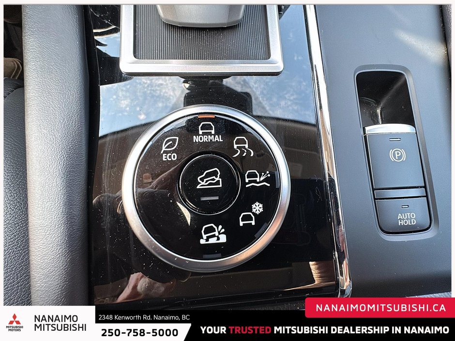 2024 Mitsubishi Outlander SEL-19