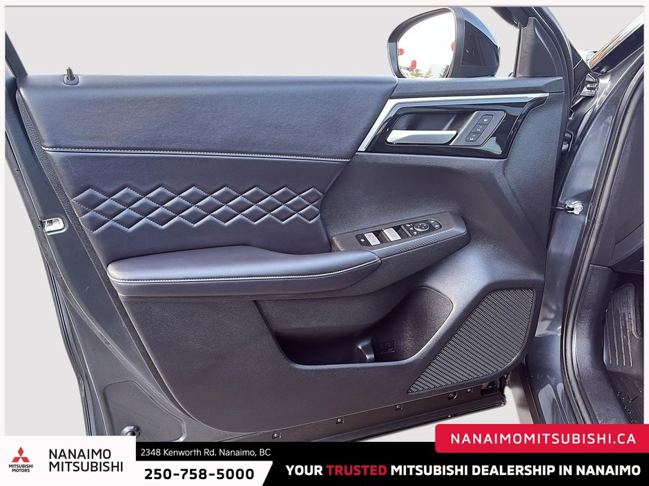 2024 Mitsubishi Outlander GT-11