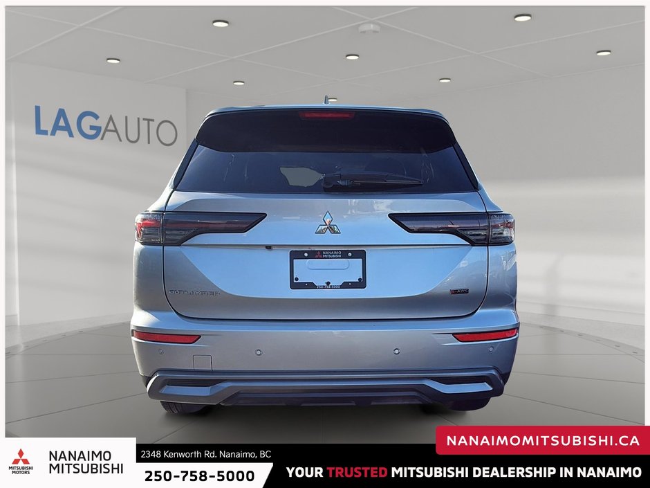 2025 Mitsubishi Outlander SE-3