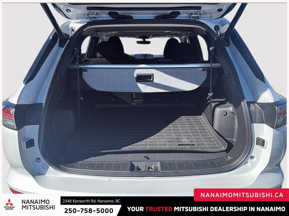 2025 Mitsubishi Outlander SE-6