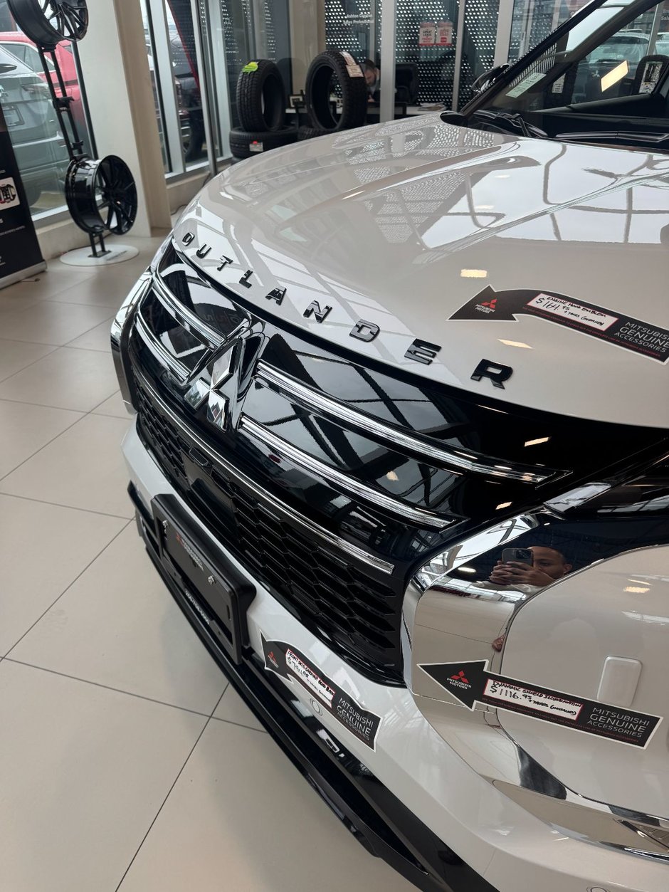 2026 Mitsubishi Outlander GT-1