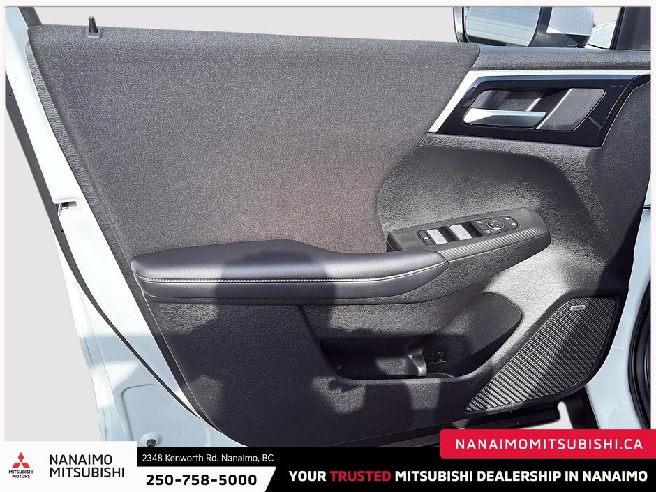 2026 Mitsubishi Outlander ES-10