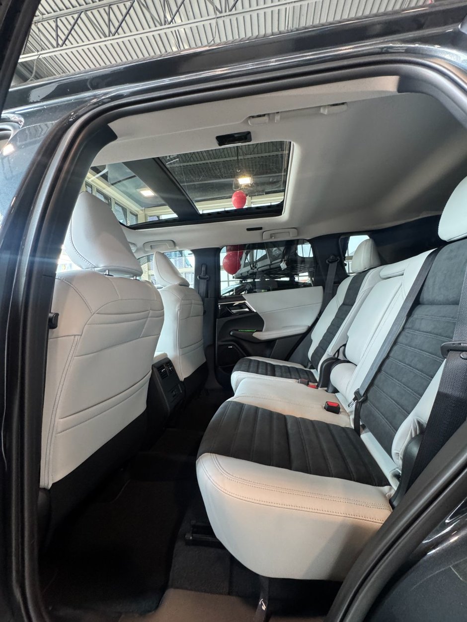 2026 Mitsubishi Outlander LE S-AWC-6