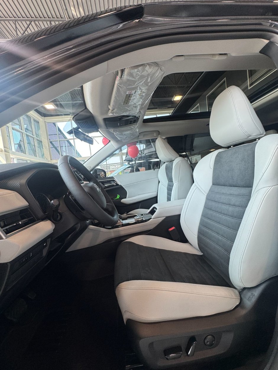 2026 Mitsubishi Outlander LE S-AWC-5