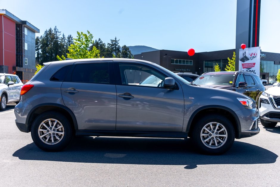 2018 Mitsubishi RVR SE-5