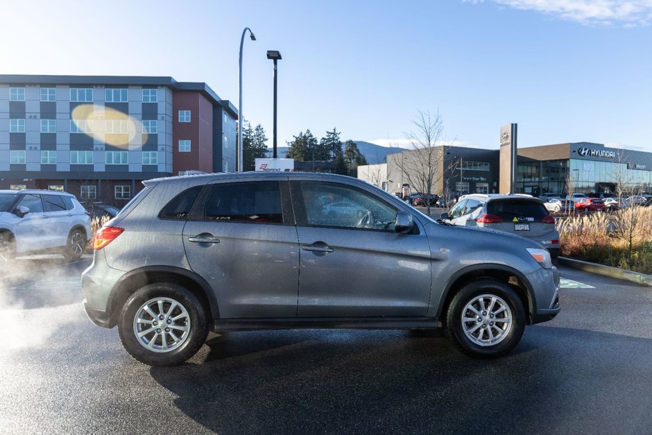 2018 Mitsubishi RVR SE-6