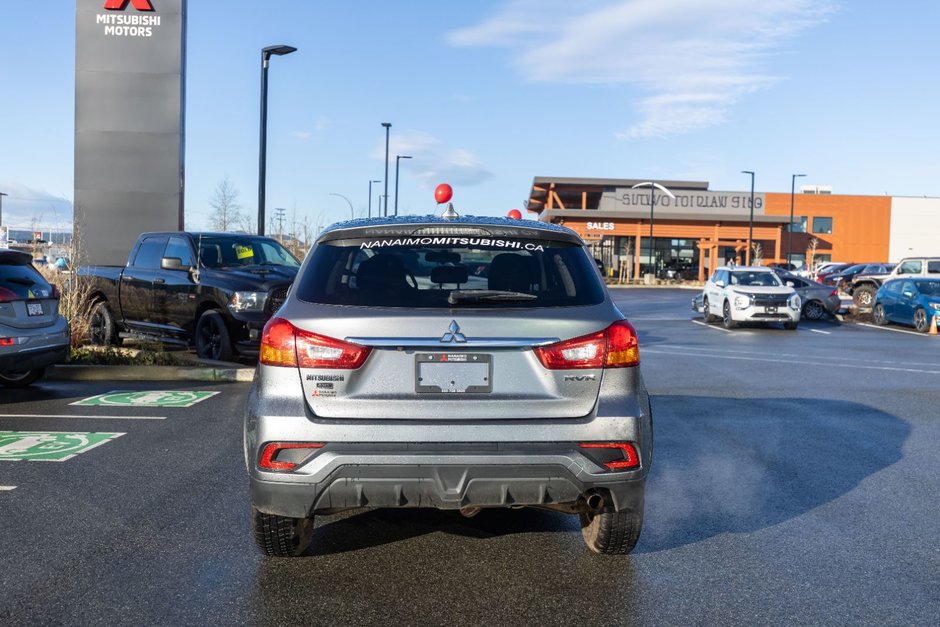 2018 Mitsubishi RVR SE-4