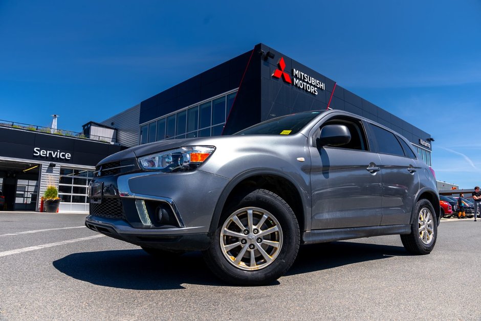 2018 Mitsubishi RVR SE-0