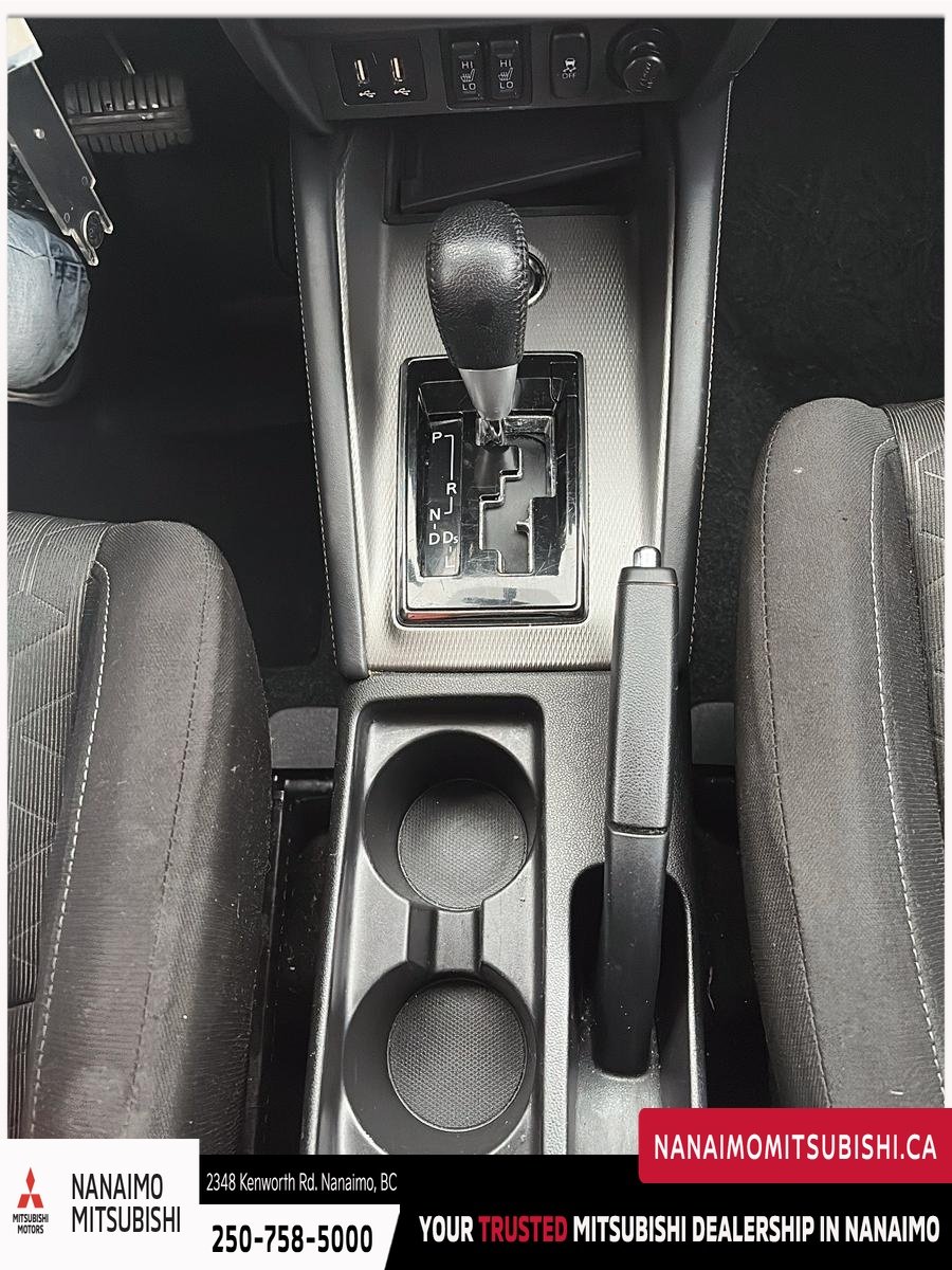 2021 Mitsubishi RVR SE-17