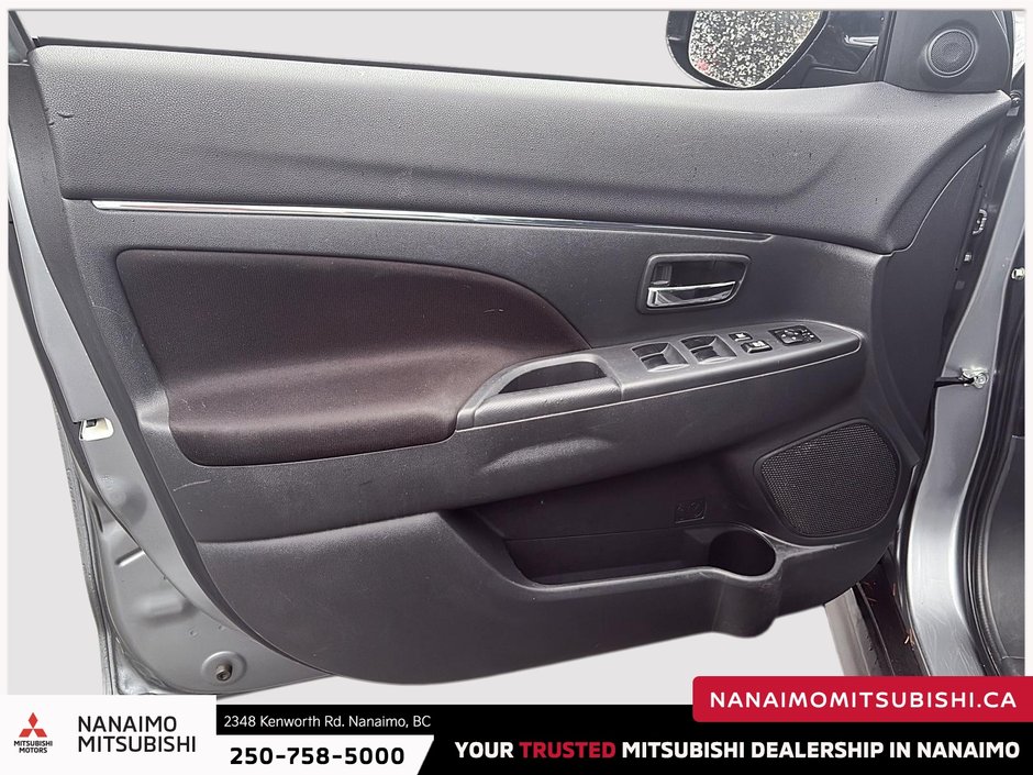 2021 Mitsubishi RVR SE-10