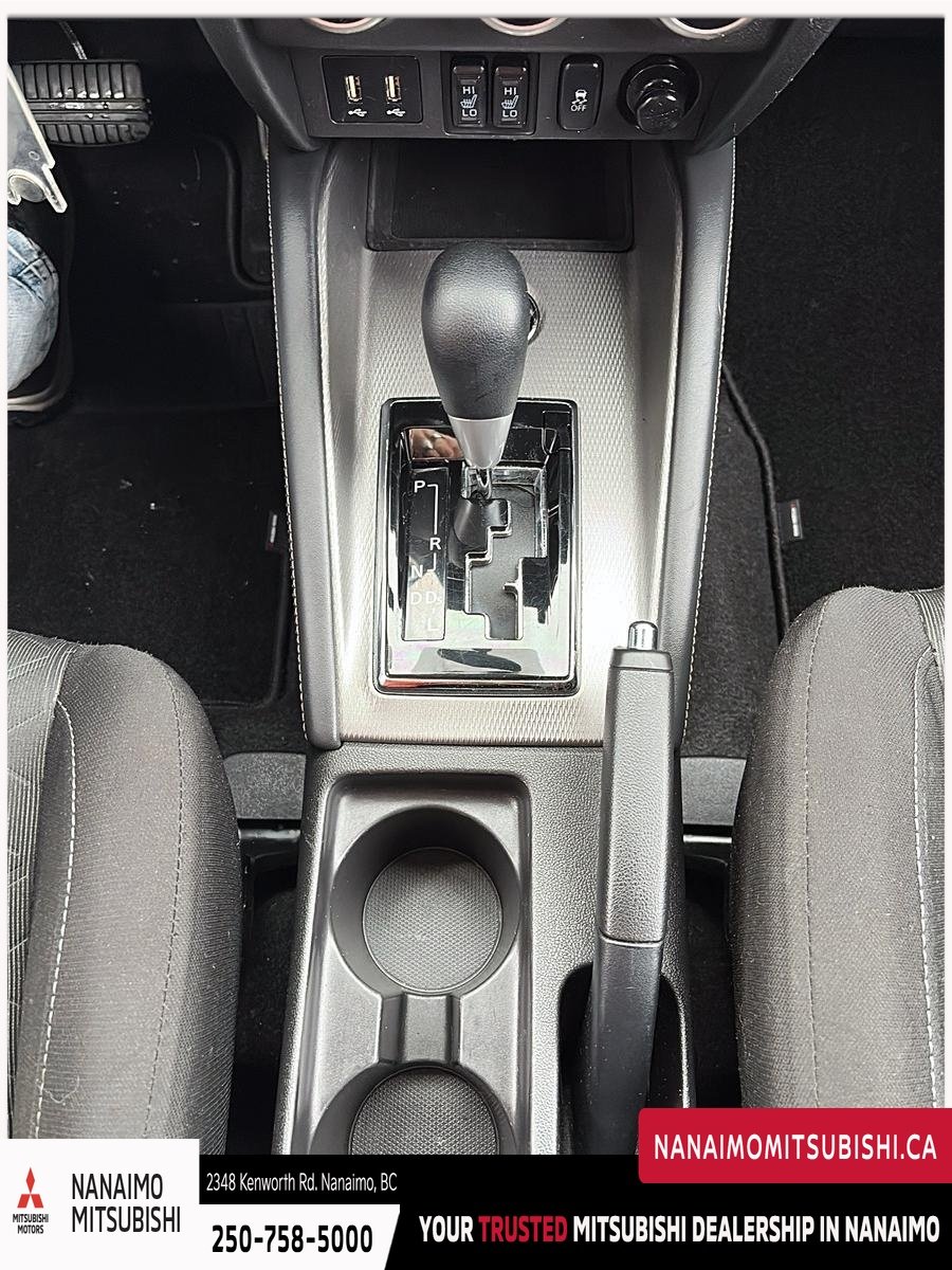 2021 Mitsubishi RVR ES-17