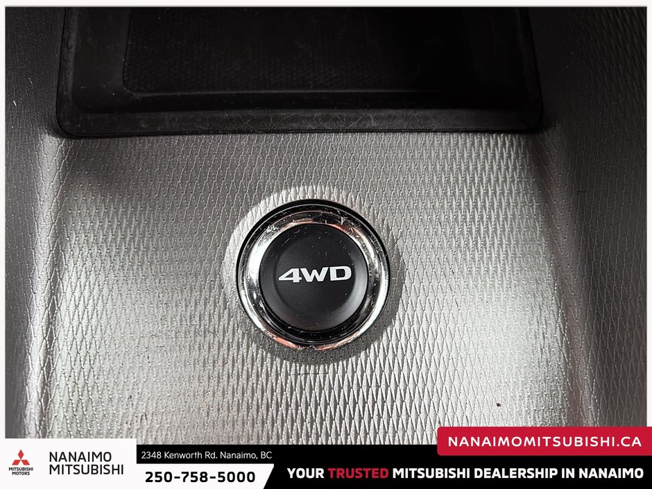 2021 Mitsubishi RVR ES-18