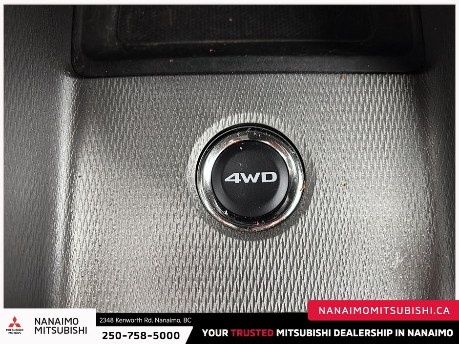 2021 Mitsubishi RVR ES-18