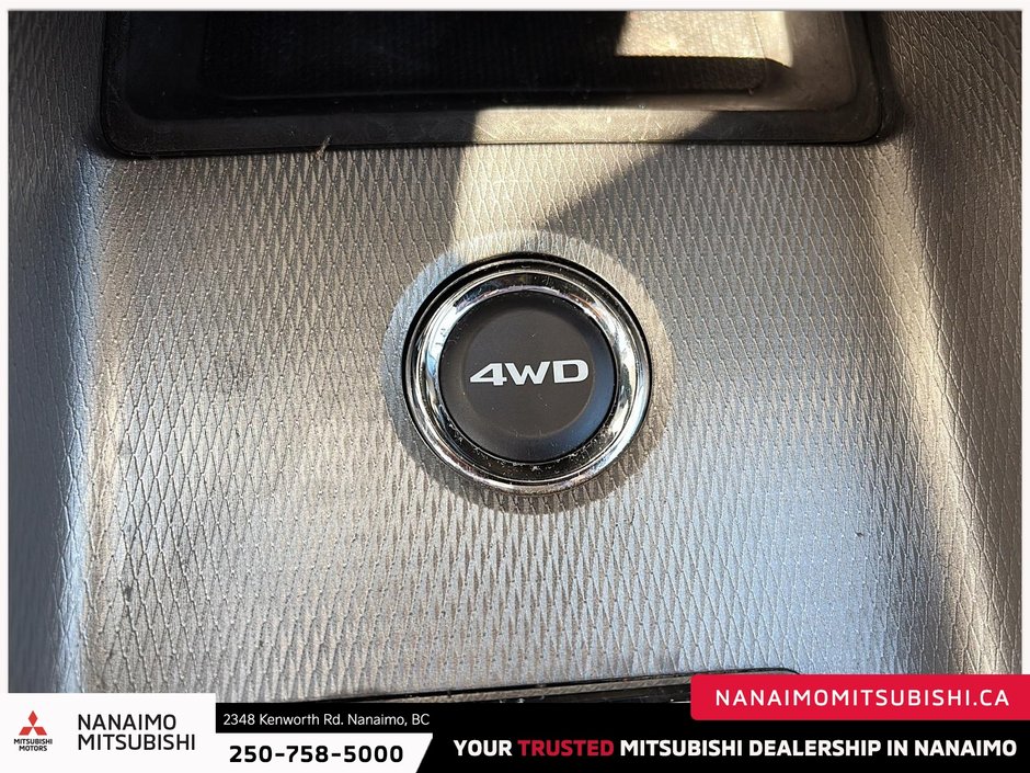 2021 Mitsubishi RVR SE-18