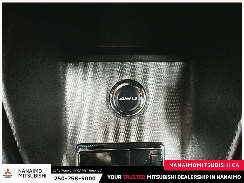 2021 Mitsubishi RVR ES-18