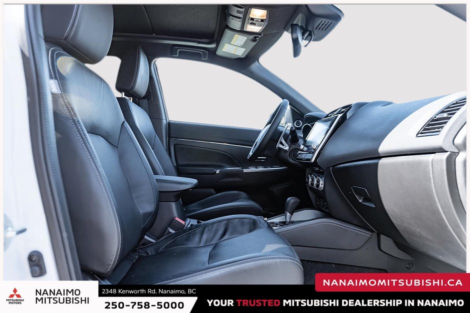 2022 Mitsubishi RVR GT-18