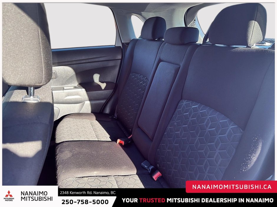 2022 Mitsubishi RVR ES-9