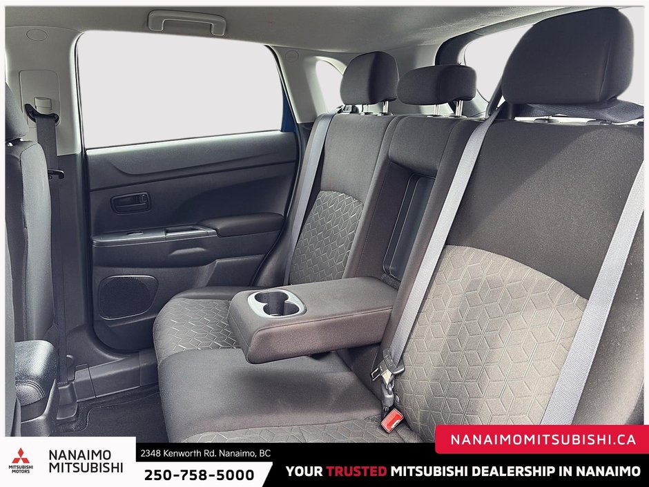 2022 Mitsubishi RVR ES-9