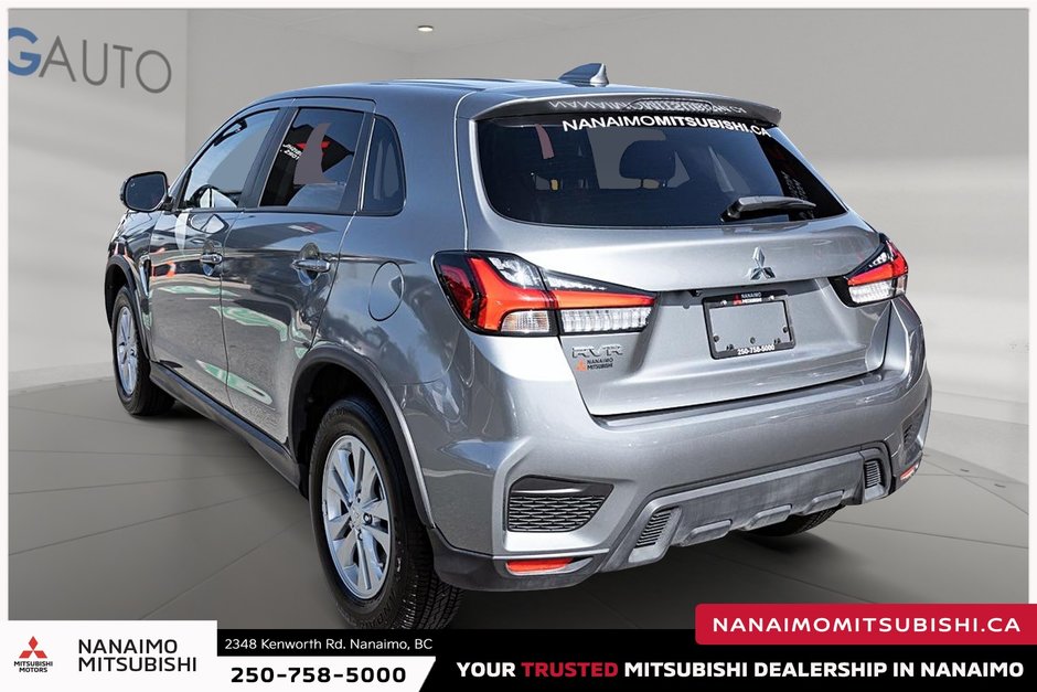 2023 Mitsubishi RVR SE-4