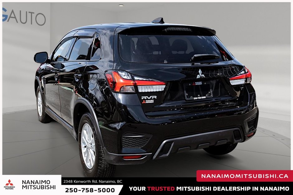 2023 Mitsubishi RVR SE-4