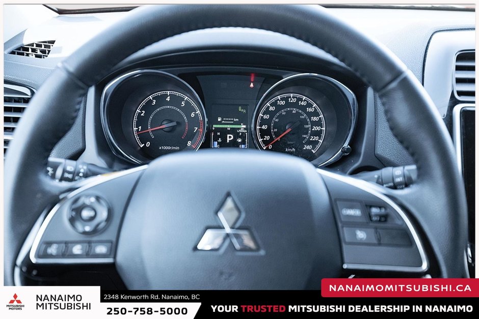 2023 Mitsubishi RVR SE-17
