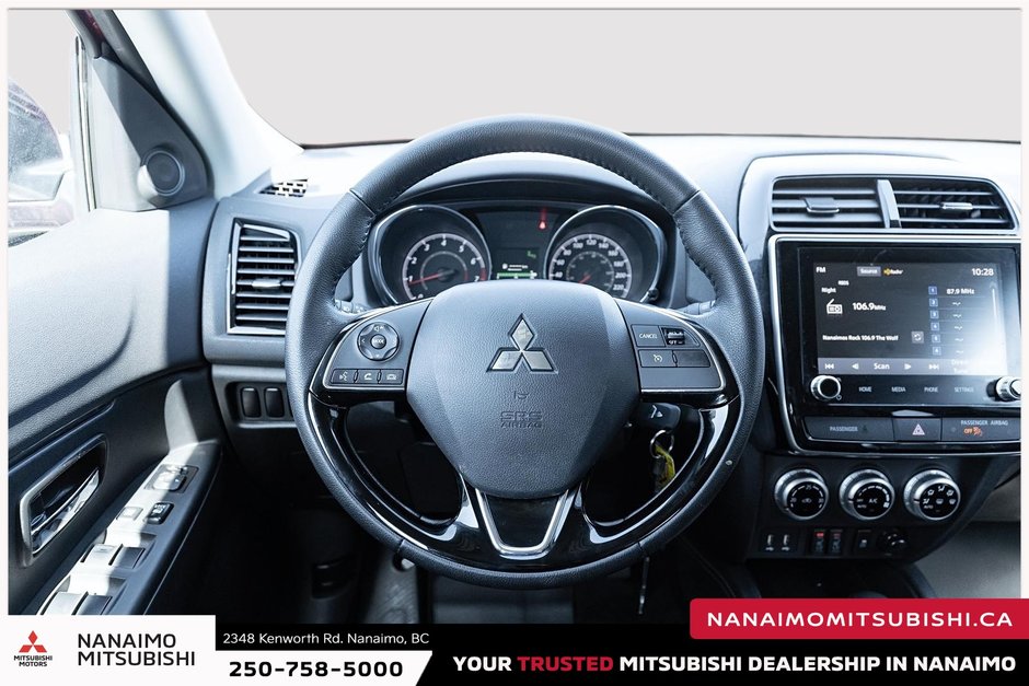 2023 Mitsubishi RVR SE-16