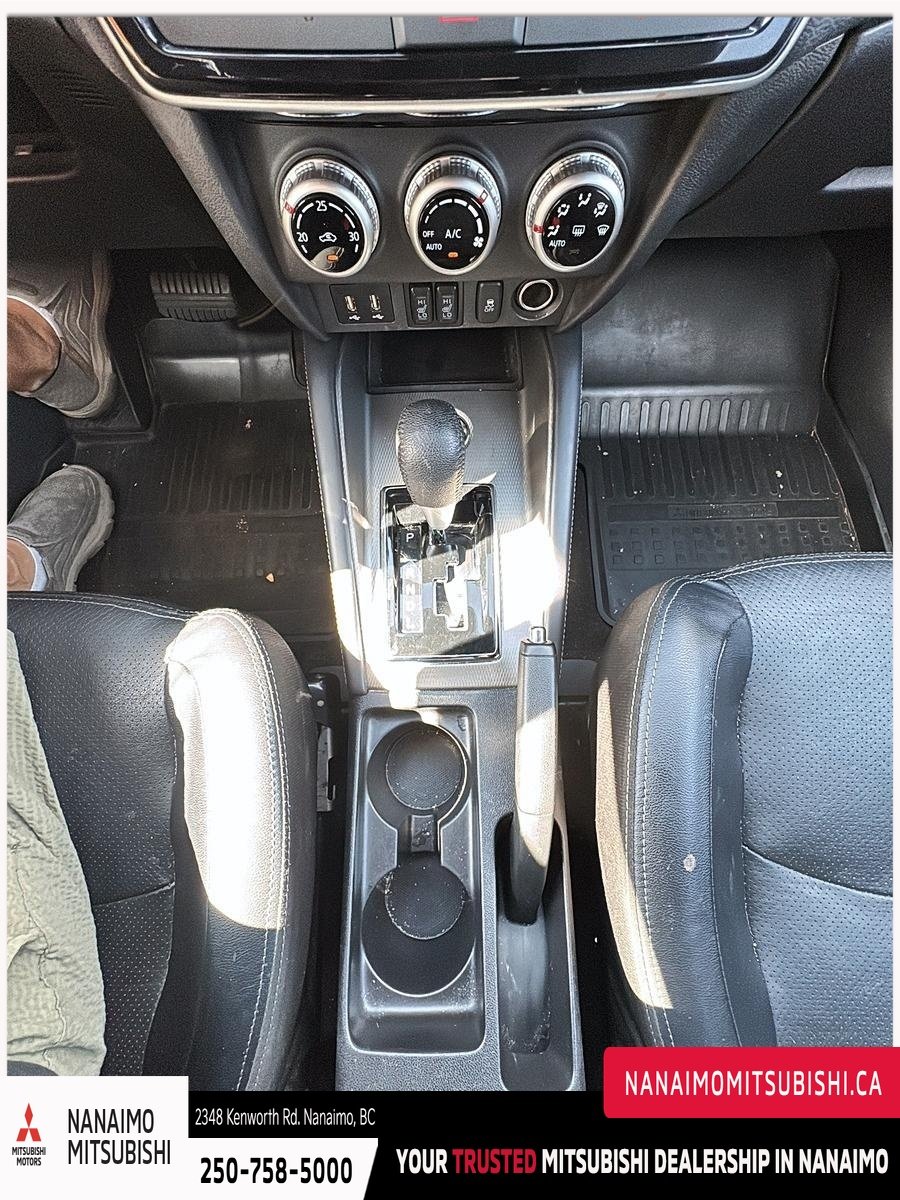 2023 Mitsubishi RVR GT-17