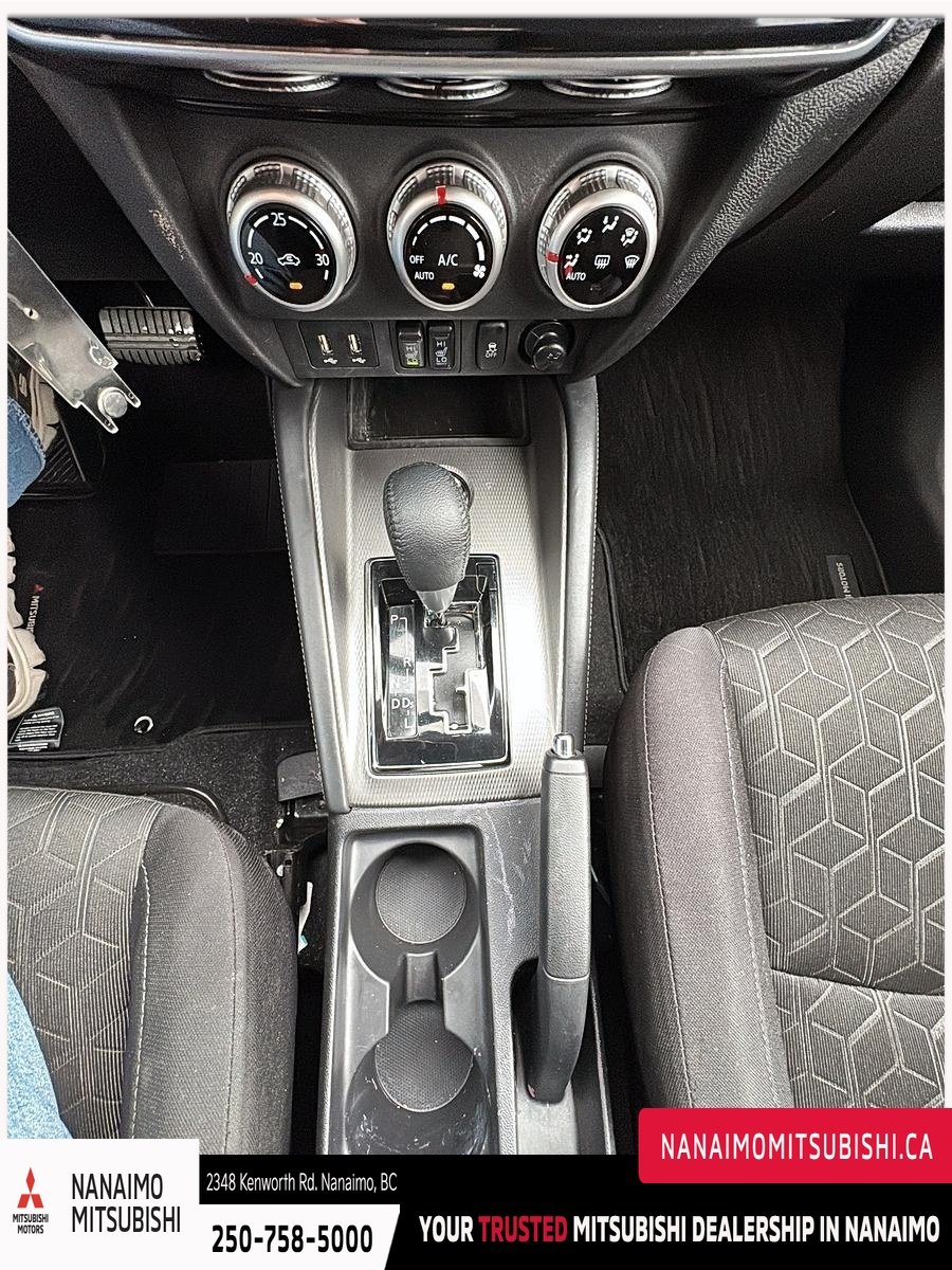 2024 Mitsubishi RVR SEL-18